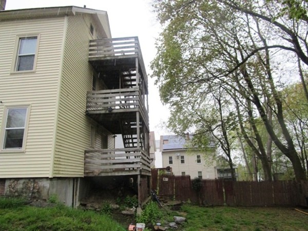 13 Thenius Street Worcester, MA 01607 - Photo 11 of 14 Gallery Image 11