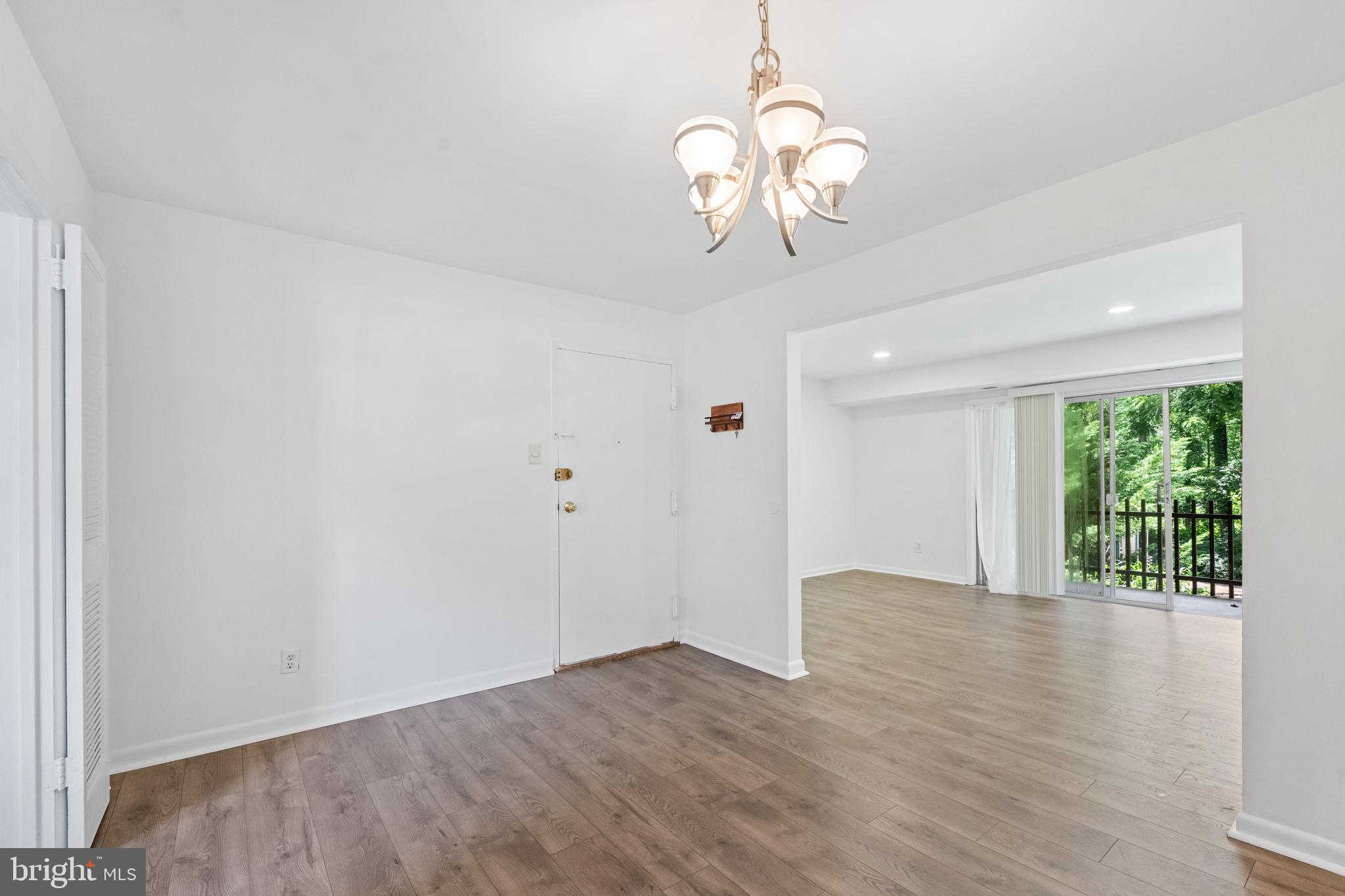 11606 Vantage Hill Road, Unit 12B Reston, VA 20190 - Photo 5 of 29