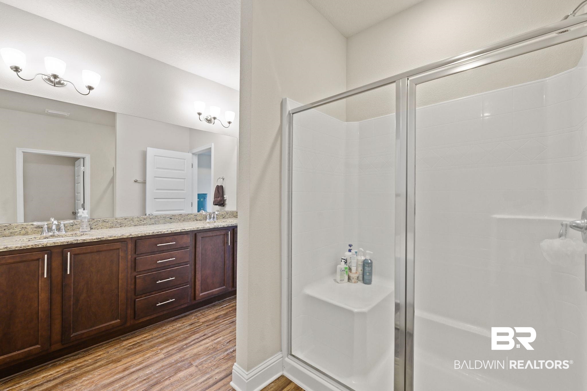 1300 Sierra Estates Drive Mobile, AL 36608 - Photo 21 of 44 Primary Bath