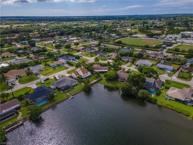 $549,900 | 3096 52nd Street Southwest, Naples, FL 34116