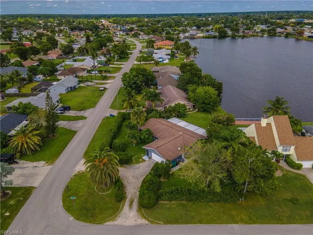 $549,900 | 3096 52nd Street Southwest, Naples, FL 34116