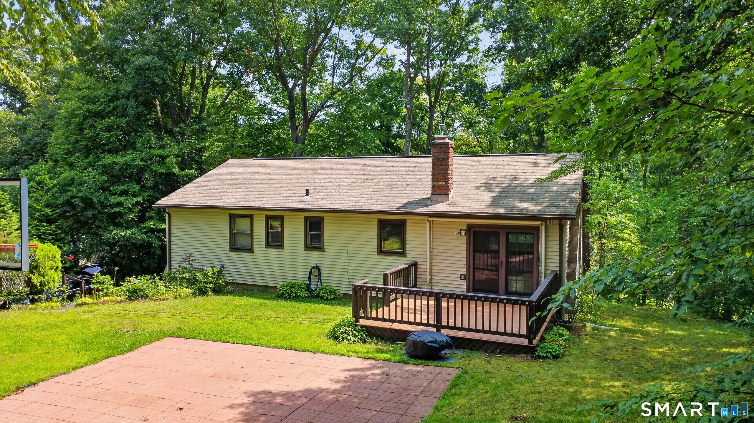 102 Colony Road Seymour, CT 06483 - Photo 9 of 39 Gallery Image 9