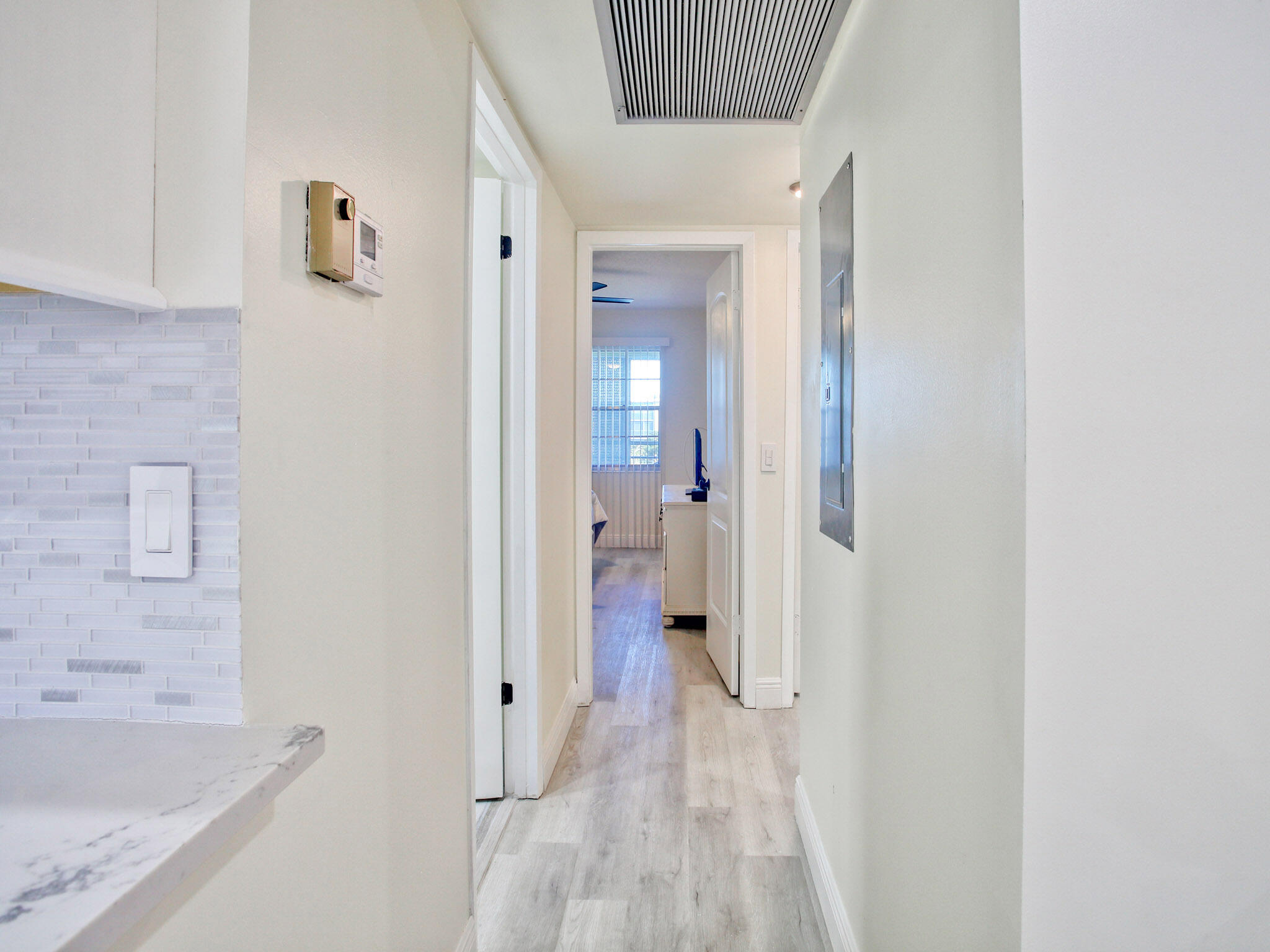 3047 Guildford East, Unit C Boca Raton, FL 33434 - Photo 18 of 50 HALL