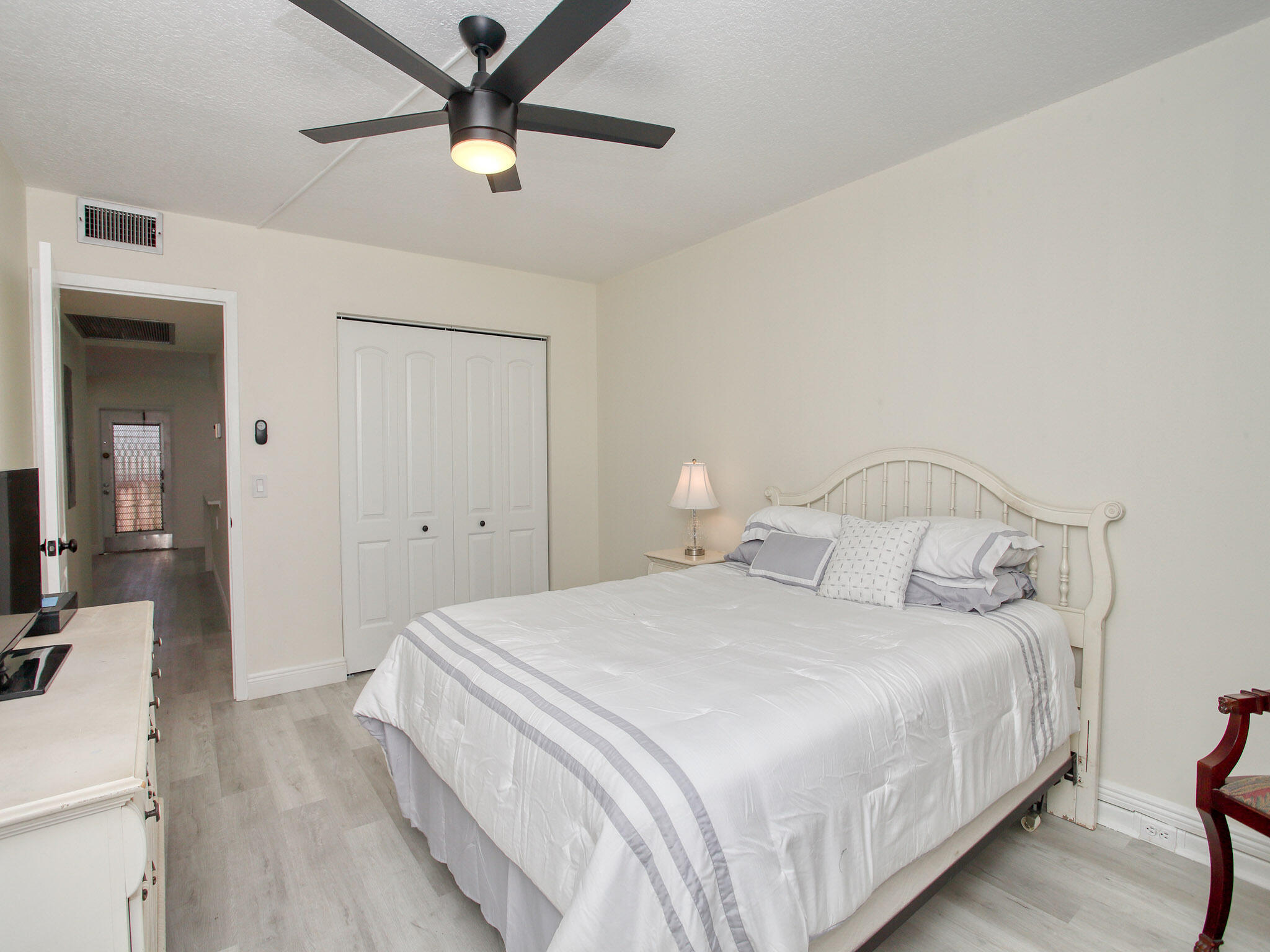 3047 Guildford East, Unit C Boca Raton, FL 33434 - Photo 21 of 50 BEDROOM