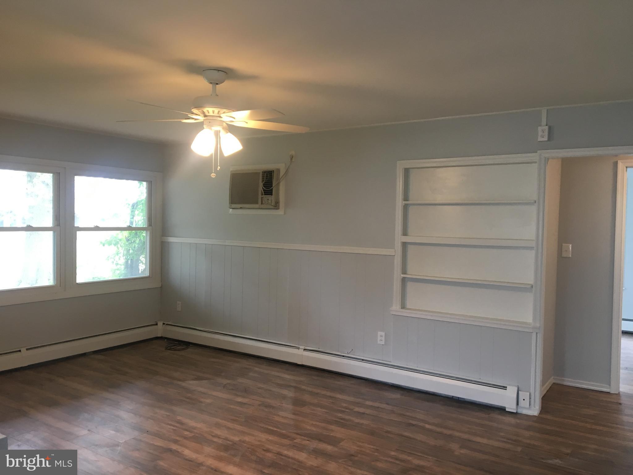 7 Gamewood Road Levittown, PA 19057 - Photo 4 of 9