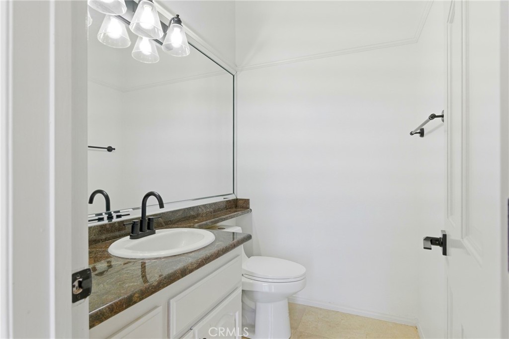 16575 Bonanza Drive Riverside, CA 92504 - Photo 7 of 56