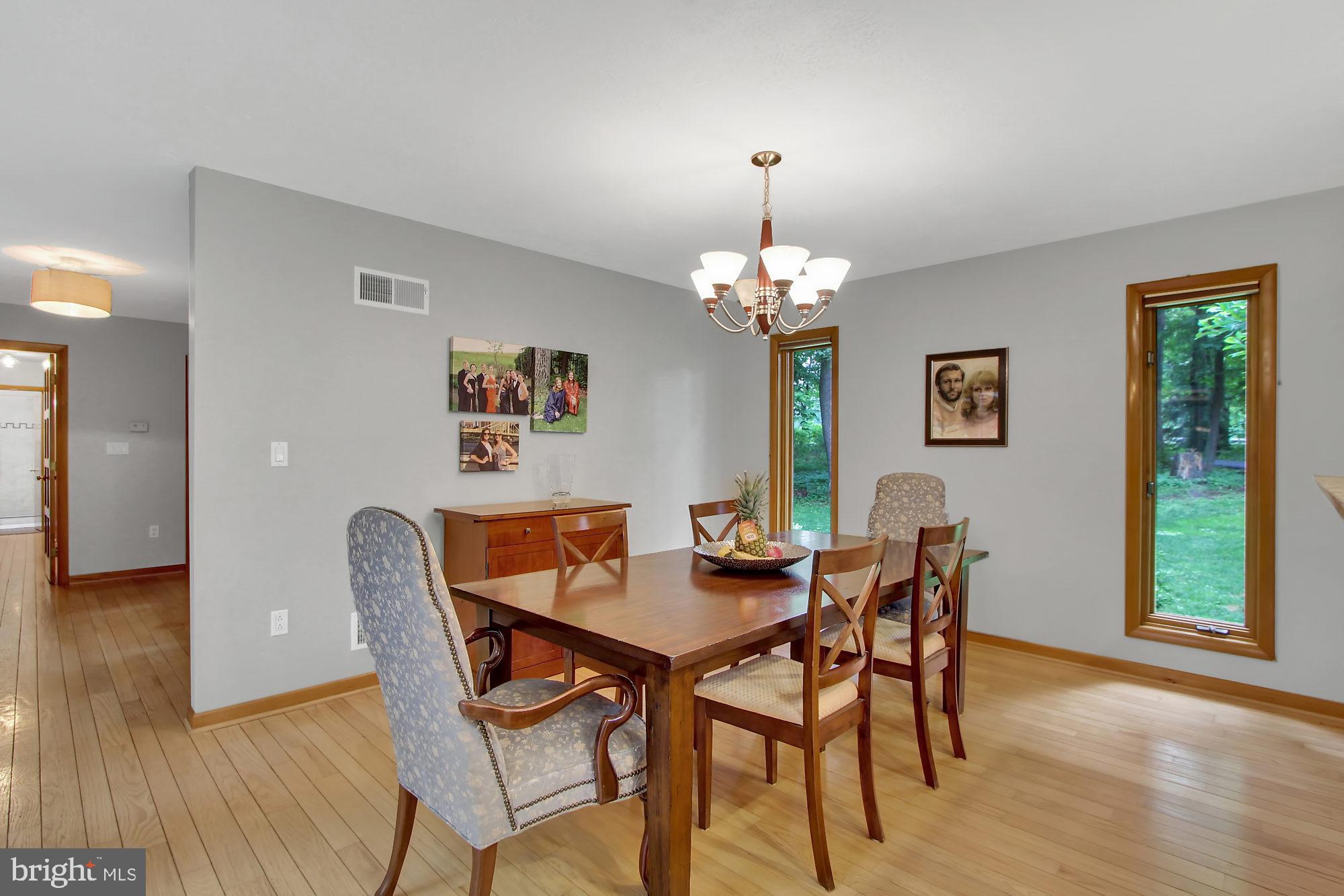 19554 Dutton Road Stewartstown, PA 17363 - Photo 8 of 36 Gallery Image 8