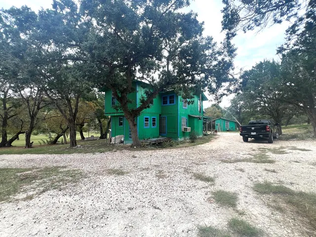 $349,900 | 230 Teague Road, Kerrville, TX 78028