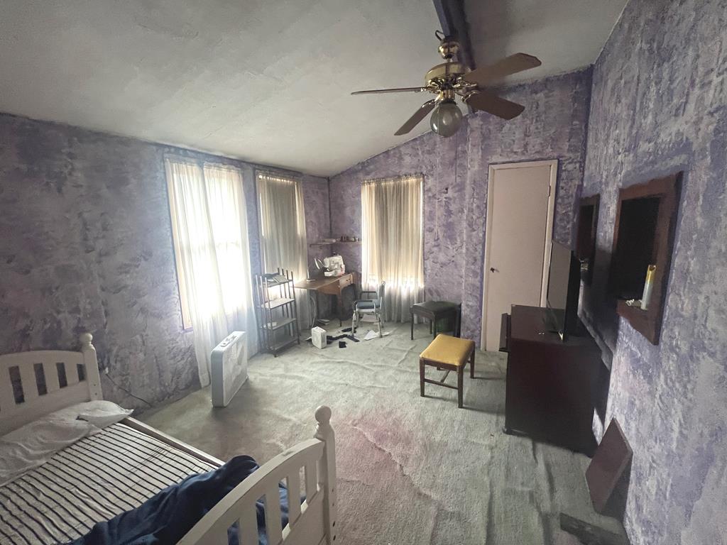 230 Teague Road Kerrville, TX 78028 - Photo 19 of 32