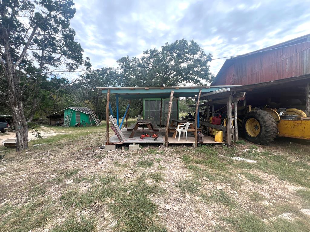 230 Teague Road Kerrville, TX 78028 - Photo 22 of 32