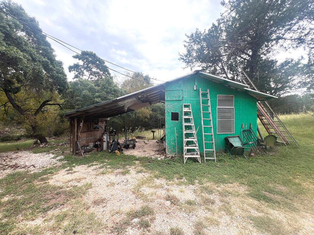 230 Teague Road Kerrville, TX 78028 - Photo 23 of 32