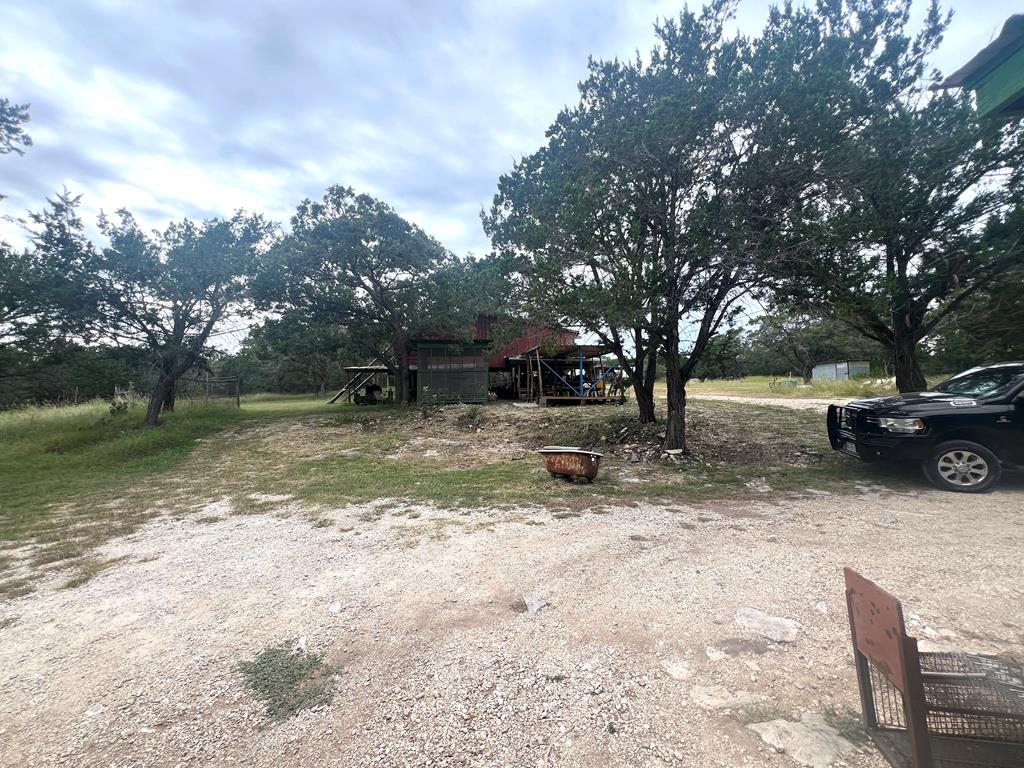 230 Teague Road Kerrville, TX 78028 - Photo 27 of 32
