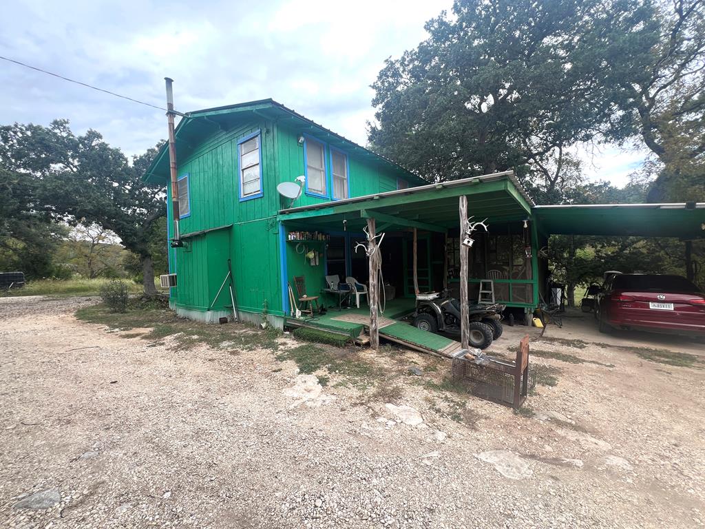 230 Teague Road Kerrville, TX 78028 - Photo 3 of 32