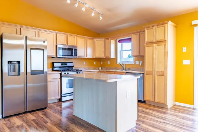 $360,000 | 7723 Eider Avenue, Hobart, IN 46342