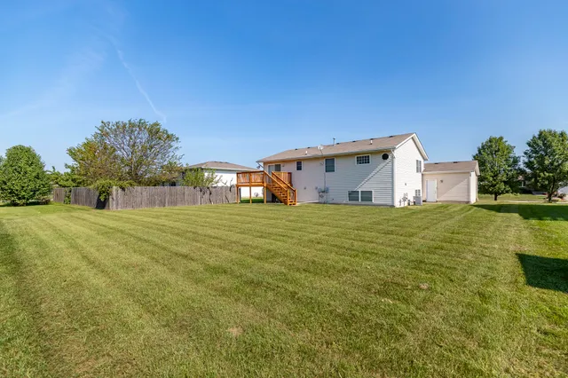$360,000 | 7723 Eider Avenue, Hobart, IN 46342