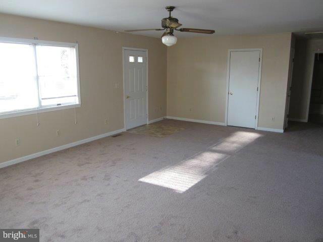 4323 Cabin Creek Hurlock Road Hurlock, MD 21643 - Photo 8 of 10 Living Room