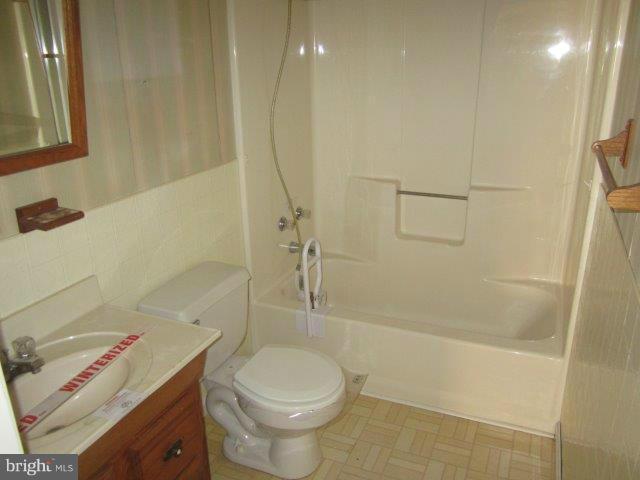 4323 Cabin Creek Hurlock Road Hurlock, MD 21643 - Photo 10 of 10 Bath