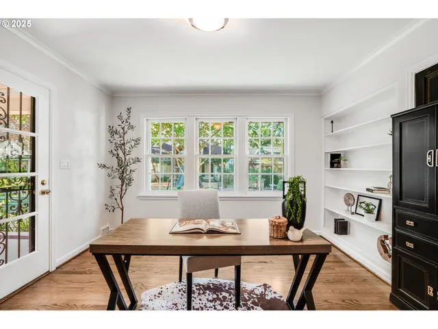 $2,250,000 | 629 Southeast St Andrews Drive, Portland, OR 97202