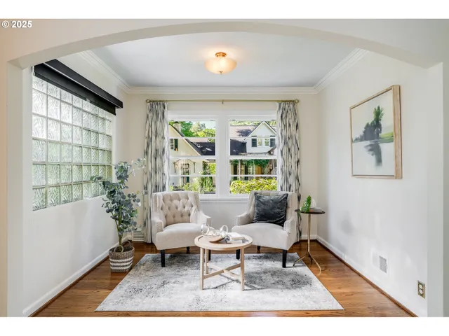 $2,250,000 | 629 Southeast St Andrews Drive, Portland, OR 97202