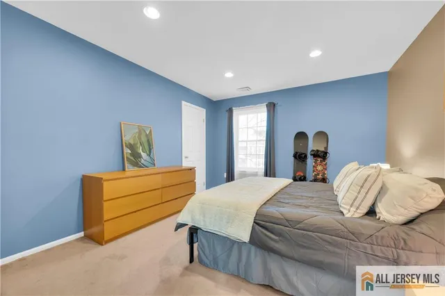 $359,999 | 65 Pennsylvania Way, North Brunswick, NJ 08902