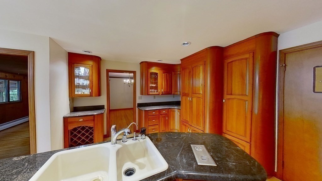 80 Fox Farms Road Northampton, MA 01062 - Photo 12 of 40