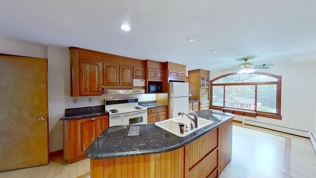 80 Fox Farms Road Northampton, MA 01062 - Photo 9 of 40