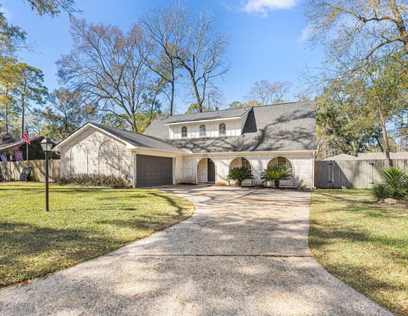 $2,450 | 2907 Boulder Creek Drive, Kingwood, TX 77339