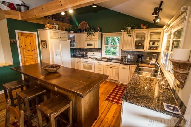 109 Red Rhododendron Road Boone, NC 28607 - Photo 21 of 25 Gallery Image 21
