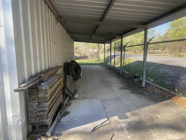 $275,000 | 3188 Niblett Bluff Road, Vinton, LA 70668