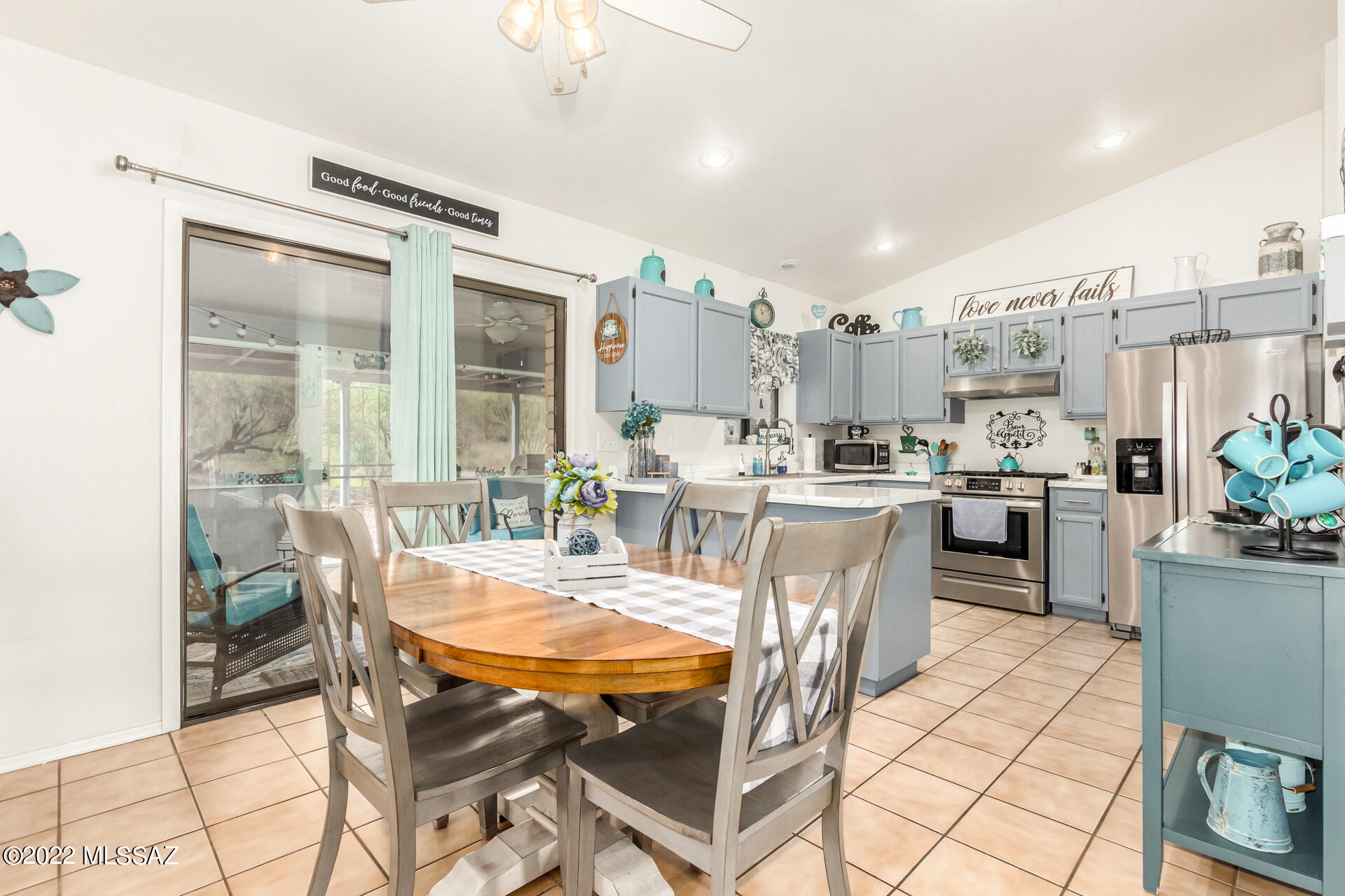 259 Estribo Court Rio Rico, AZ 85648 - Photo 9 of 49 Beautiful kitchen with access to screened in back porch.