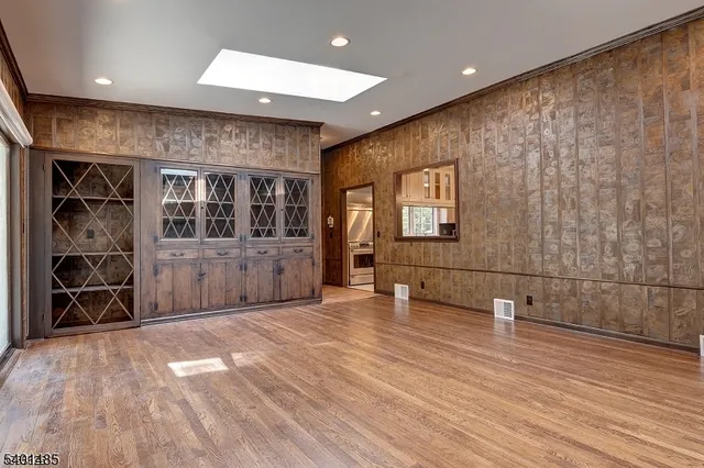 $7,000 | 218 Devon Road, Essex Fells, NJ 07021