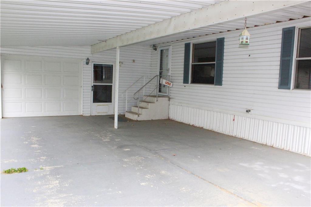 68 Sunset Drive Springfield, OH 45504 - Photo 3 of 23