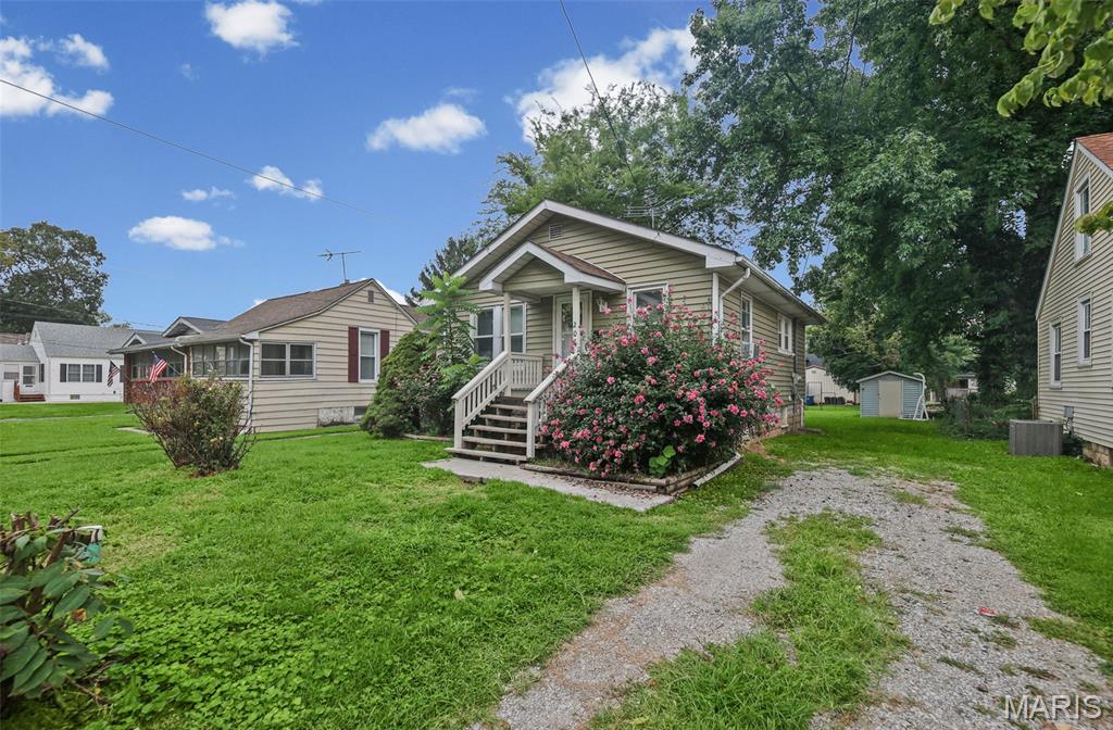 206 Mather Street Alton, IL 62002 - Photo 3 of 23 Gallery Image 3