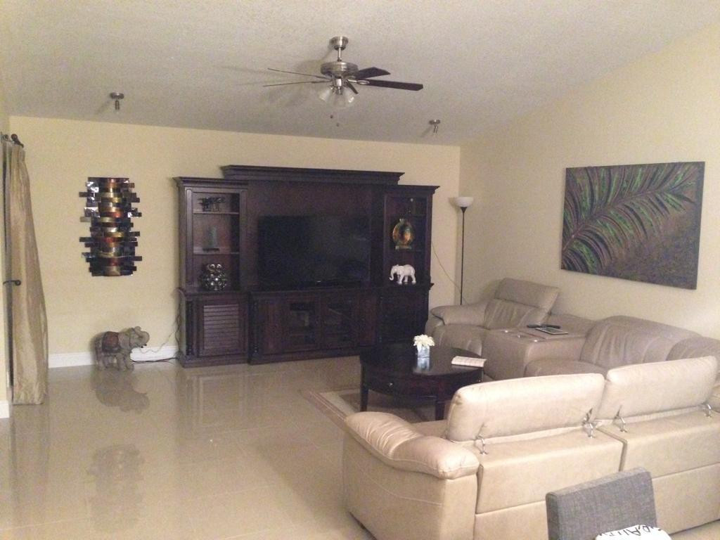 10550 Fenway Place Boca Raton, FL 33498 - Photo 15 of 36 Photo 17