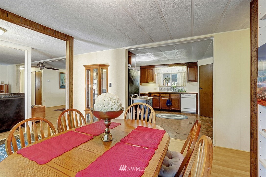 2200 196th Street Southeast, Unit 33 Bothell, WA 98012 - Photo 13 of 14