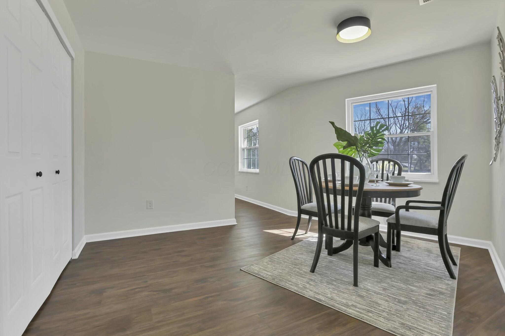 3301 Daglow Road Columbus, OH 43232 - Photo 21 of 60 Dining Room