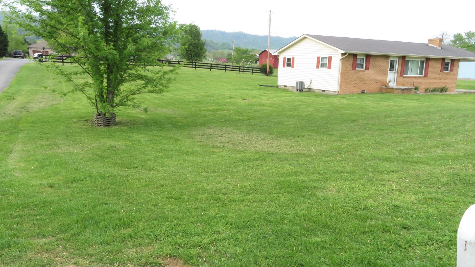 190 Chestnut Road Speedwell, TN 37870 - Photo 3 of 15 IMG_0487 (2)