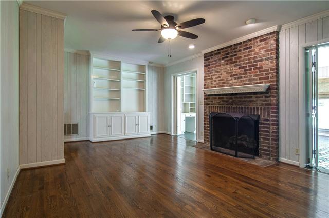 5958 Post Road Nashville, TN 37205 - Photo 7 of 20 Inviting den where you can cozy up to the fireplace and fill your built-ins with books and movies!