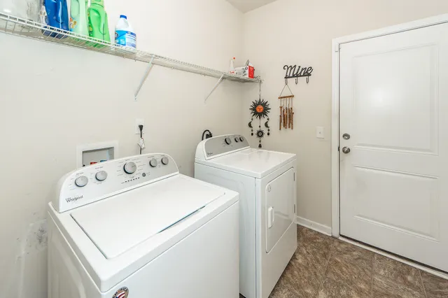 $394,900 | 613 Zinnia Drive, Goose Creek, SC 29445