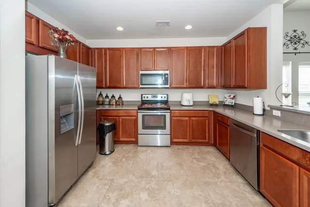 $394,900 | 613 Zinnia Drive, Goose Creek, SC 29445