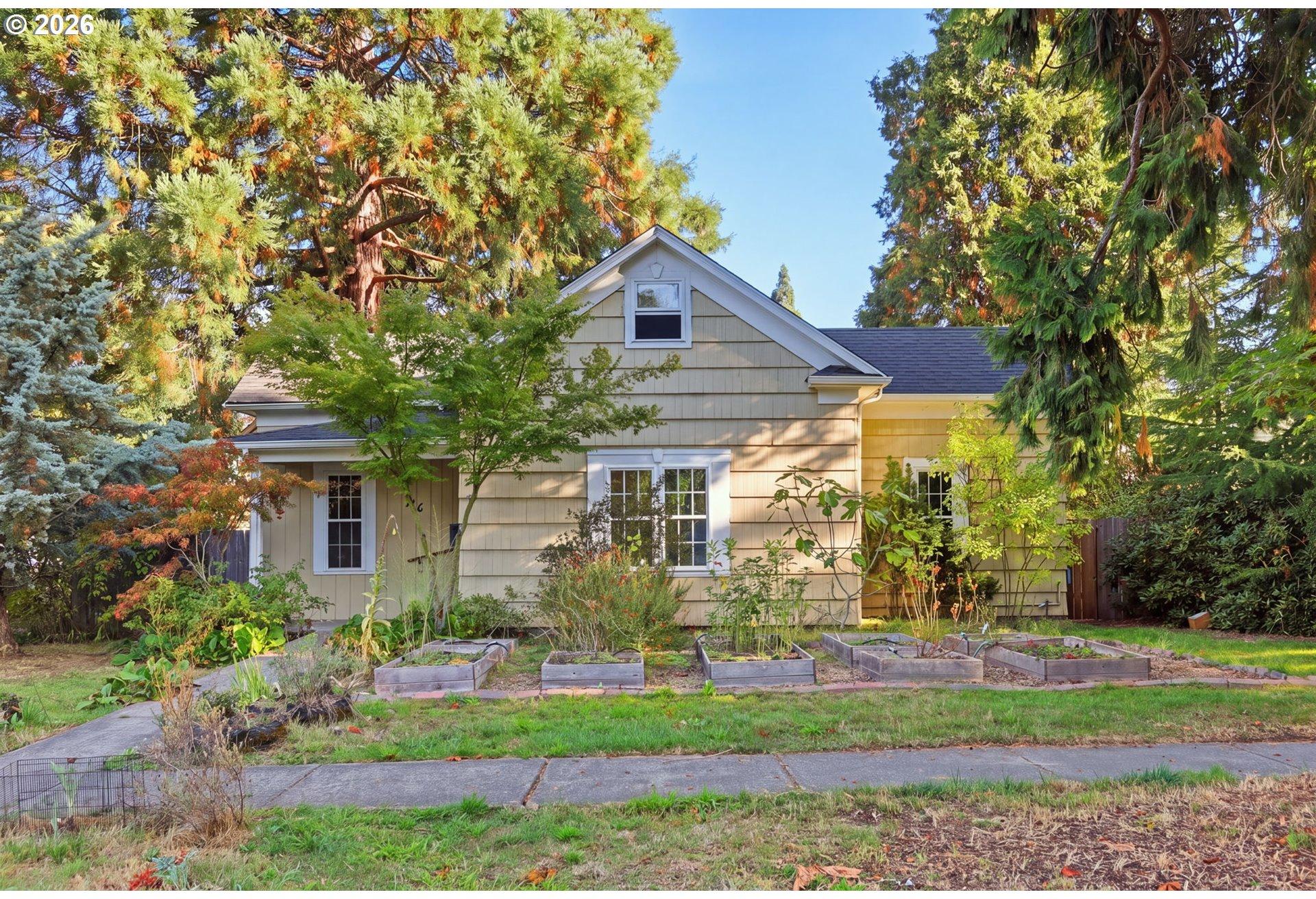 716 F Street Springfield, OR 97477 - Photo 24 of 42 Gallery Image 24