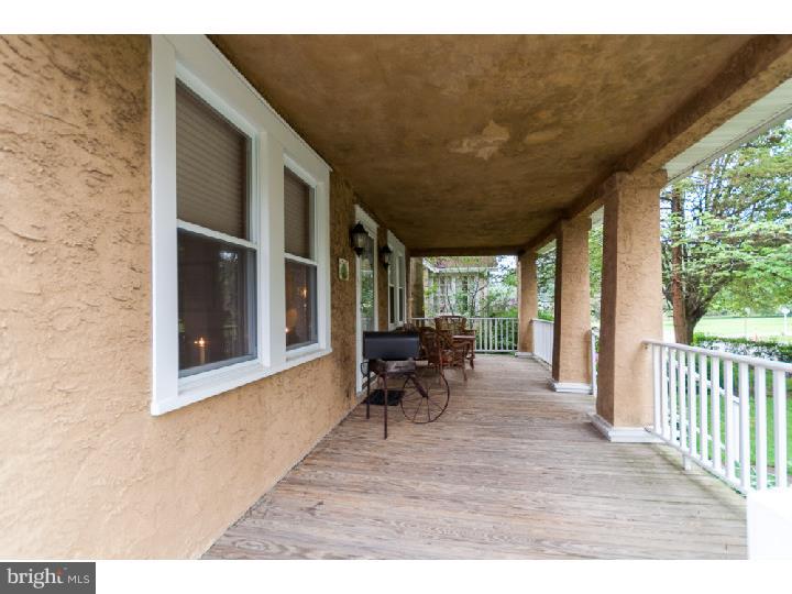 237 Saxer Avenue Springfield, PA 19064 - Photo 3 of 25 Porch