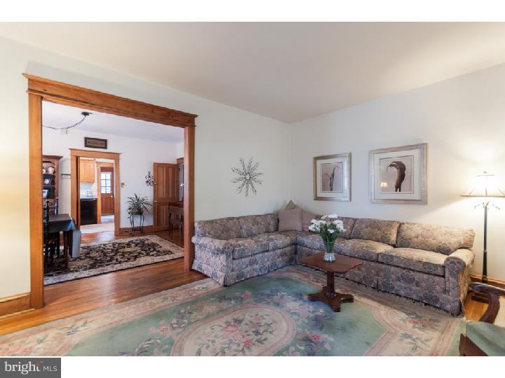 237 Saxer Avenue Springfield, PA 19064 - Photo 6 of 25 Living Room