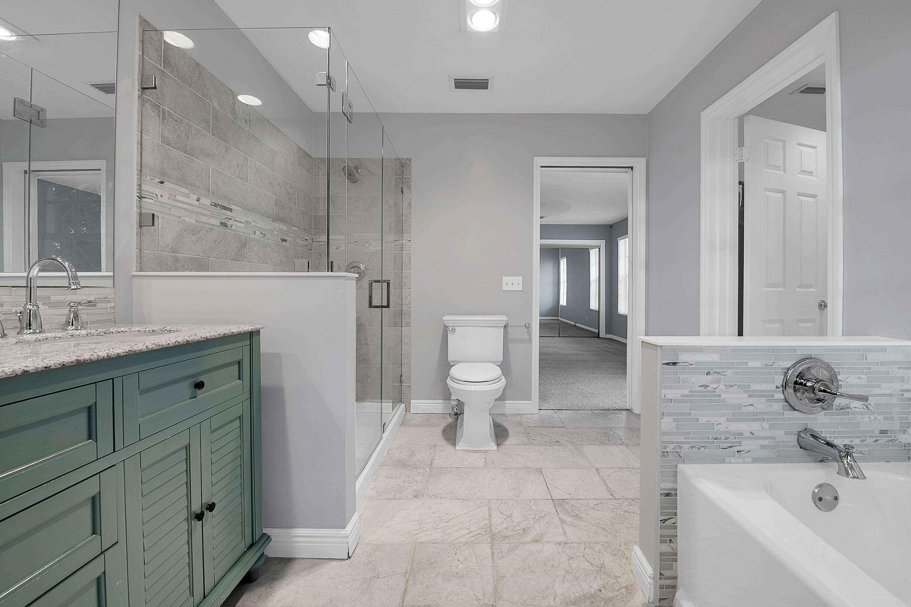 2098 Park Place Boca Raton, FL 33486 - Photo 11 of 32 Interior-38