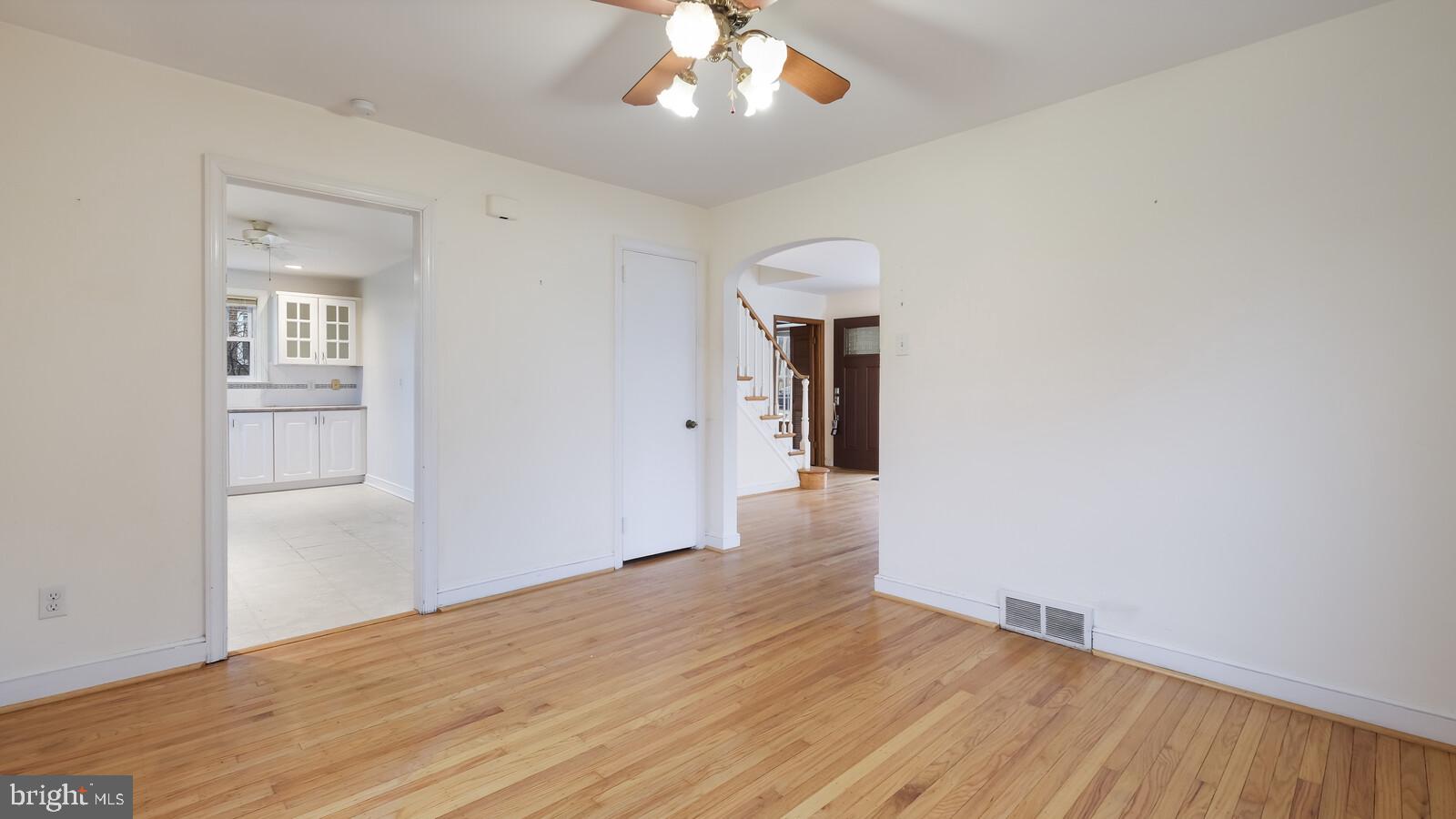 7639 Brookfield Road Cheltenham, PA 19012 - Photo 8 of 21 Gallery Image 8