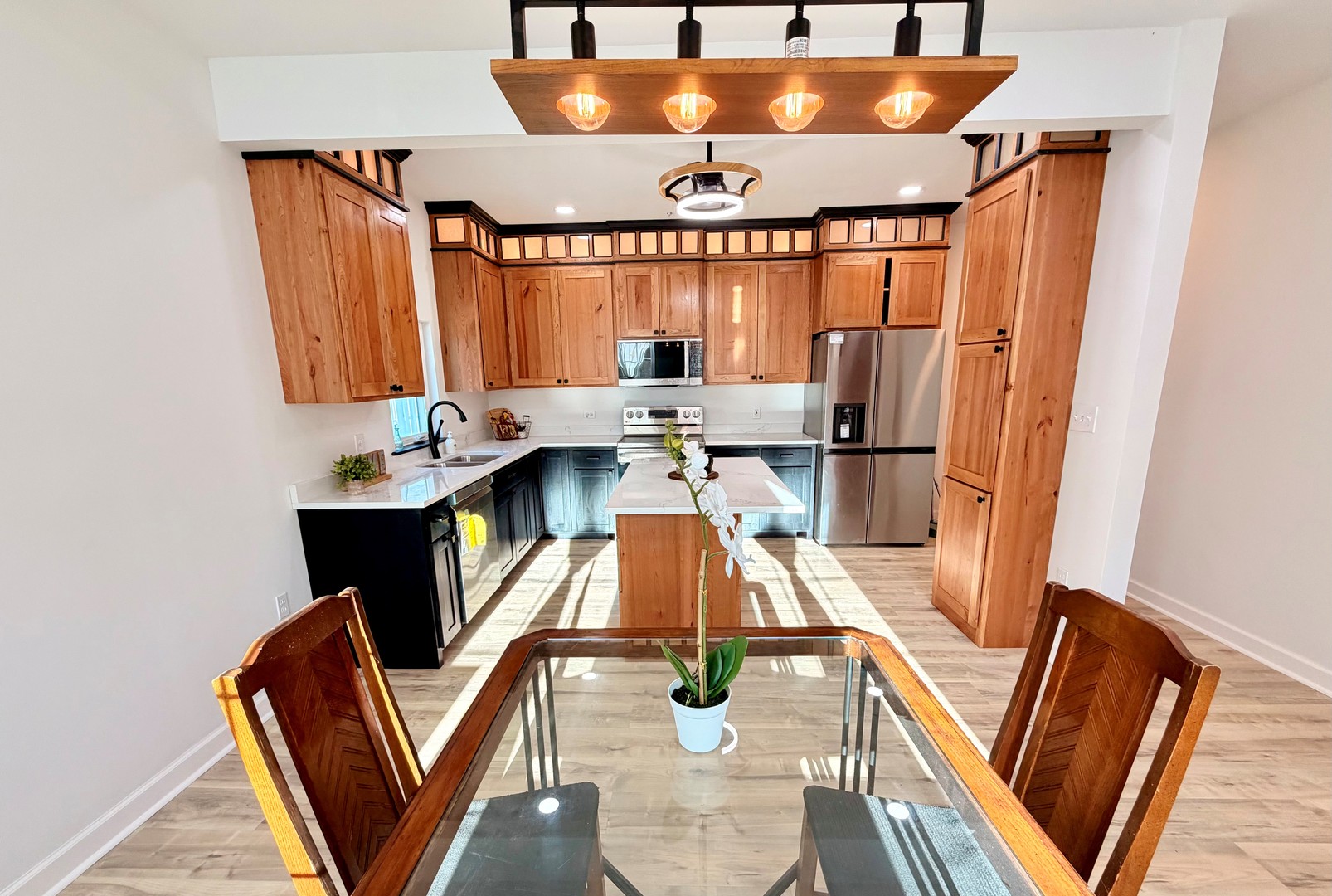 1480 Raymond Street South Elgin, IL 60177 - Photo 9 of 27