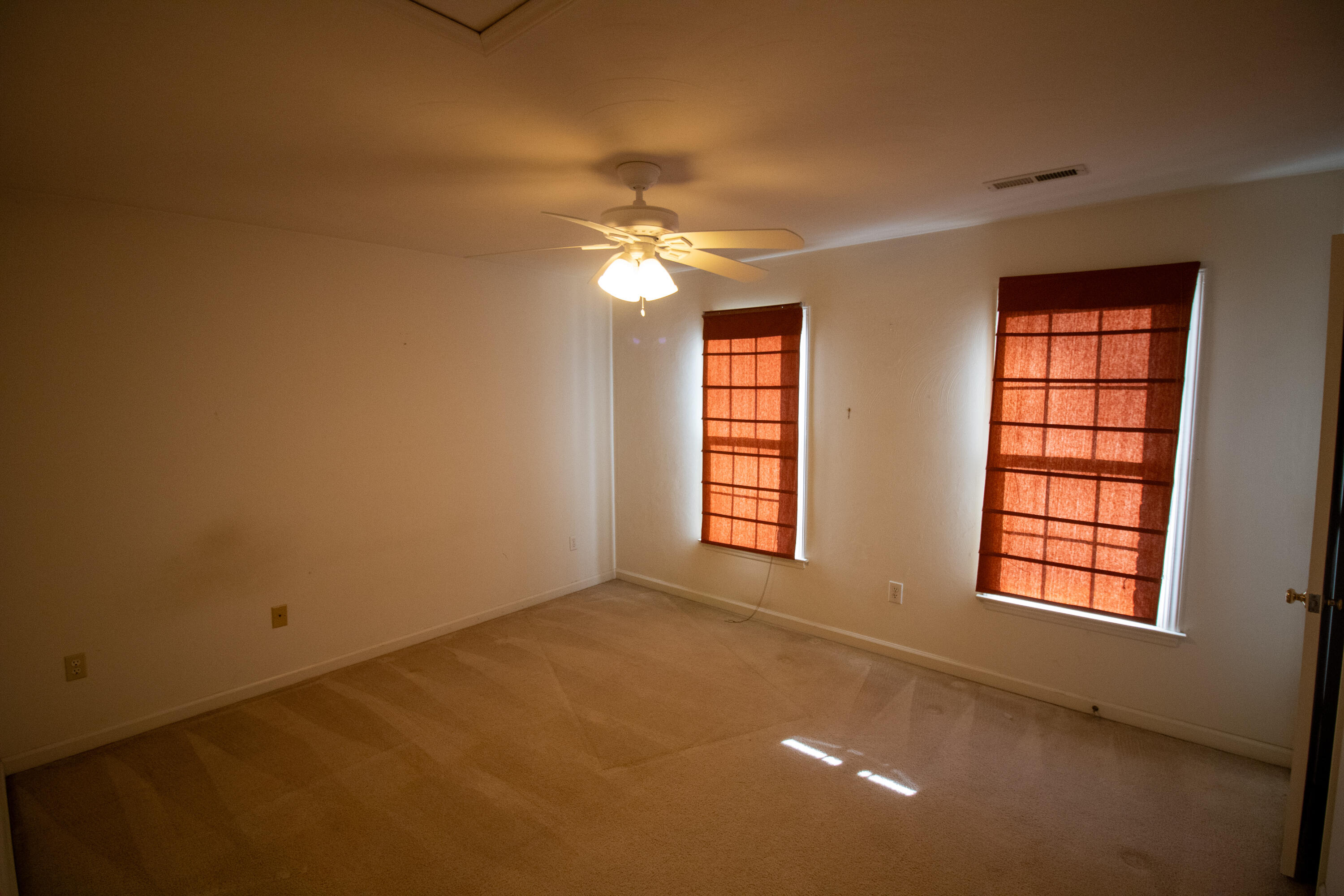 4133 Cresthill Drive Roanoke, VA 24018 - Photo 10 of 10 IMG_3603