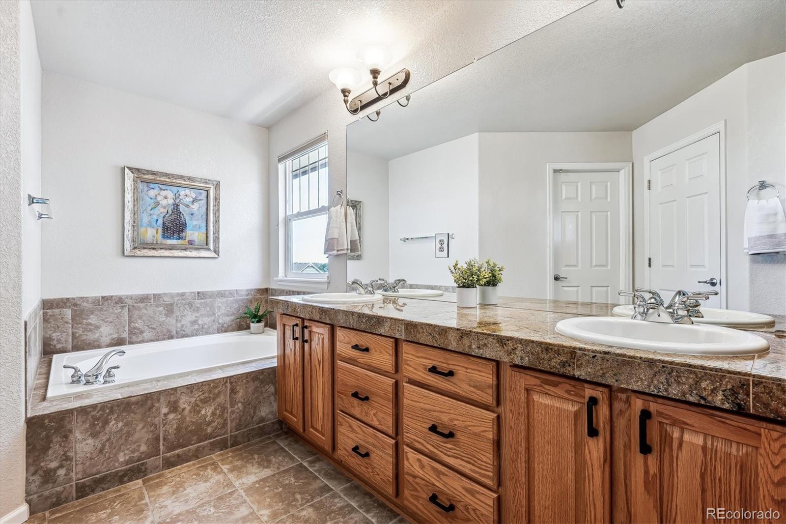 10565 Wagon Highlands Ranch Highlands Ranch, CO 80130 - Photo 21 of 50 Gallery Image 21
