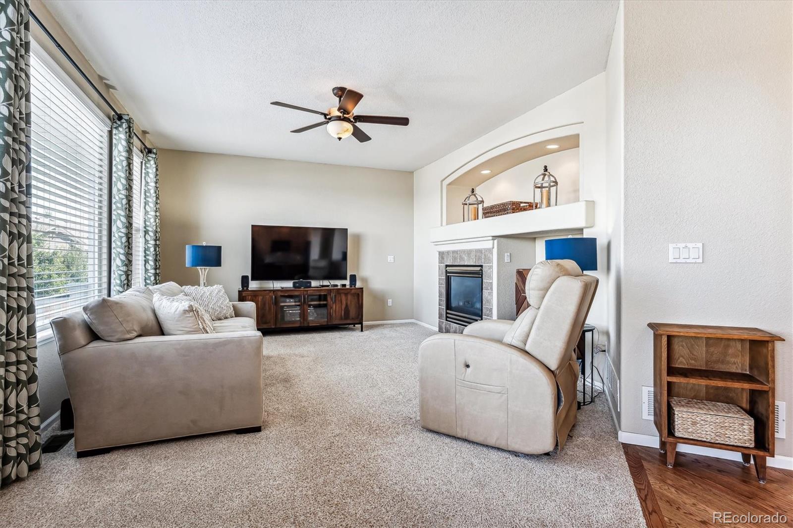 10565 Wagon Highlands Ranch Highlands Ranch, CO 80130 - Photo 4 of 50 Gallery Image 4