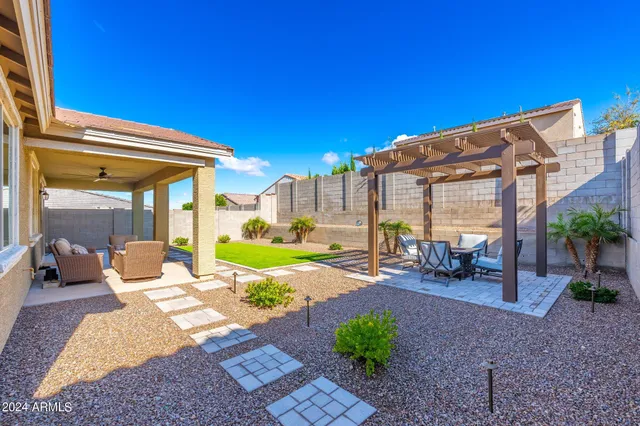$2,675 | 10648 West Eucalyptus Road, Peoria, AZ 85383